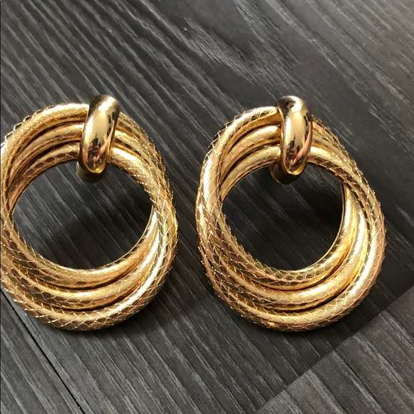 Set of new trendy gold earrings - Picture 11 of 11